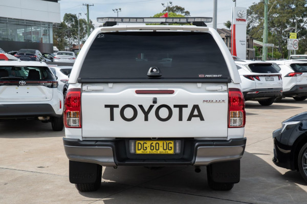2023 Toyota HiLux GUN126R SR Cab Chassis Image 5