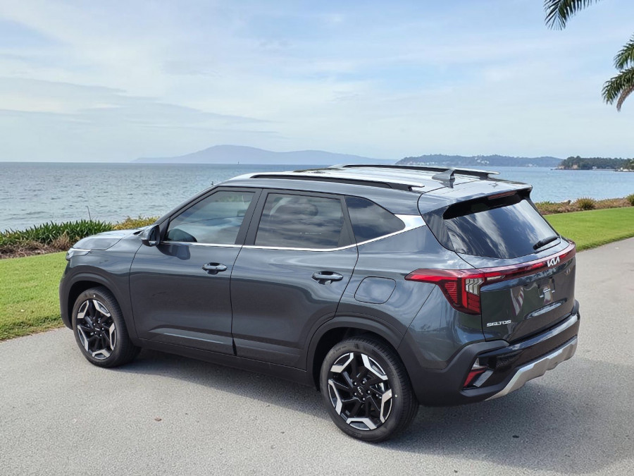 2025 Kia Seltos SP2 PE GT-Line SUV Image 6