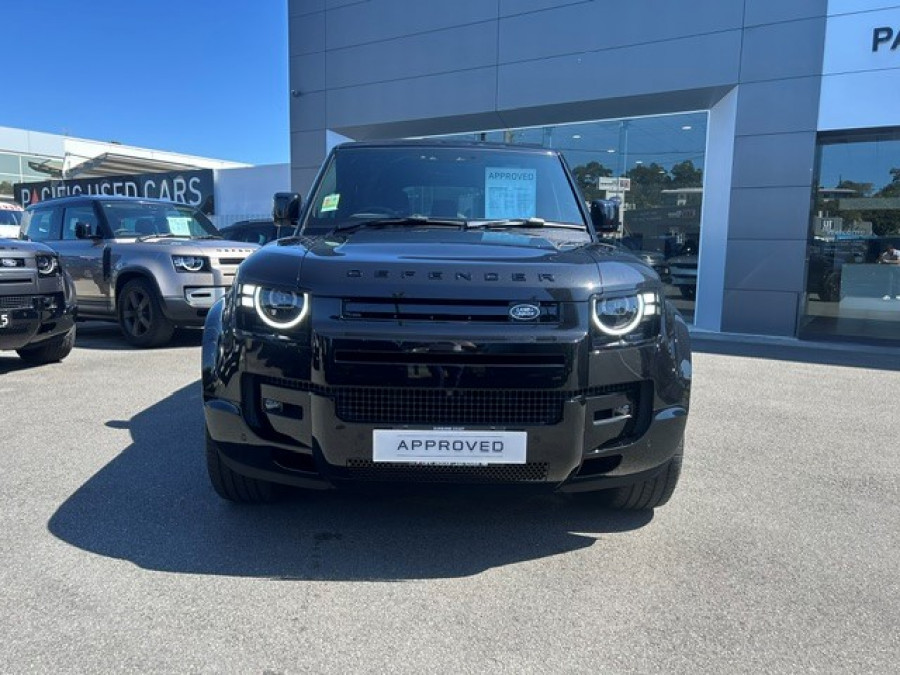2026 Land Rover Defender L663 110 P425 X-Dynamic SE SUV Image 2