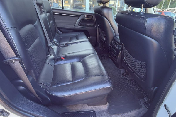 2012 MY13 Toyota LandCruiser VDJ200R GXL SUV Image 24