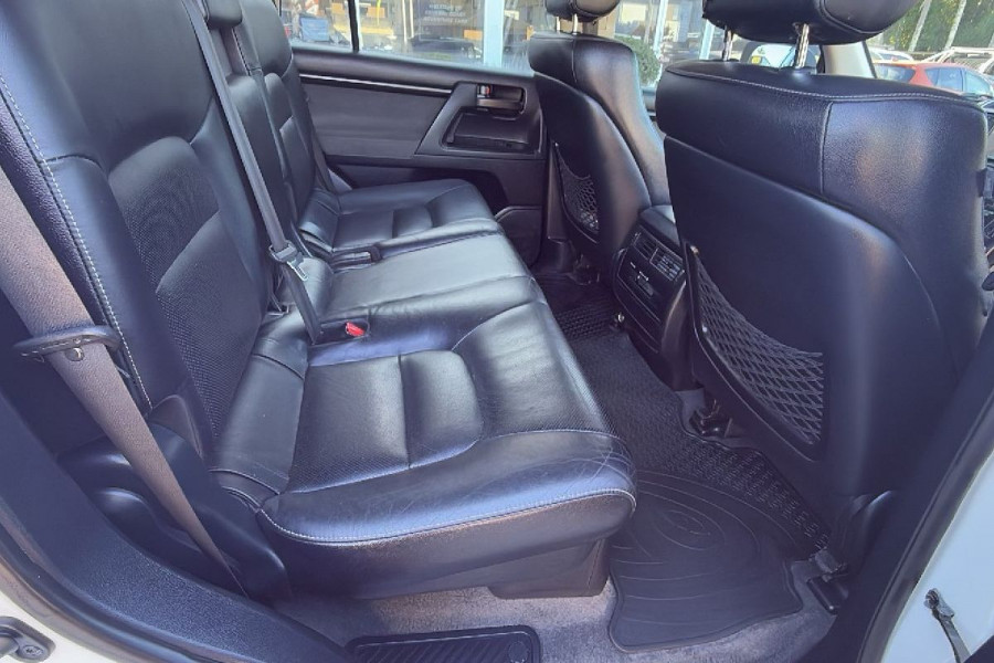 2012 MY13 Toyota LandCruiser VDJ200R GXL SUV Image 24