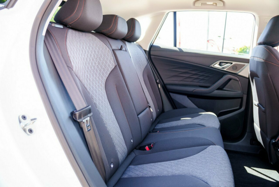 2024 MY24.5 MG HS AS33 Vibe SUV Image 9