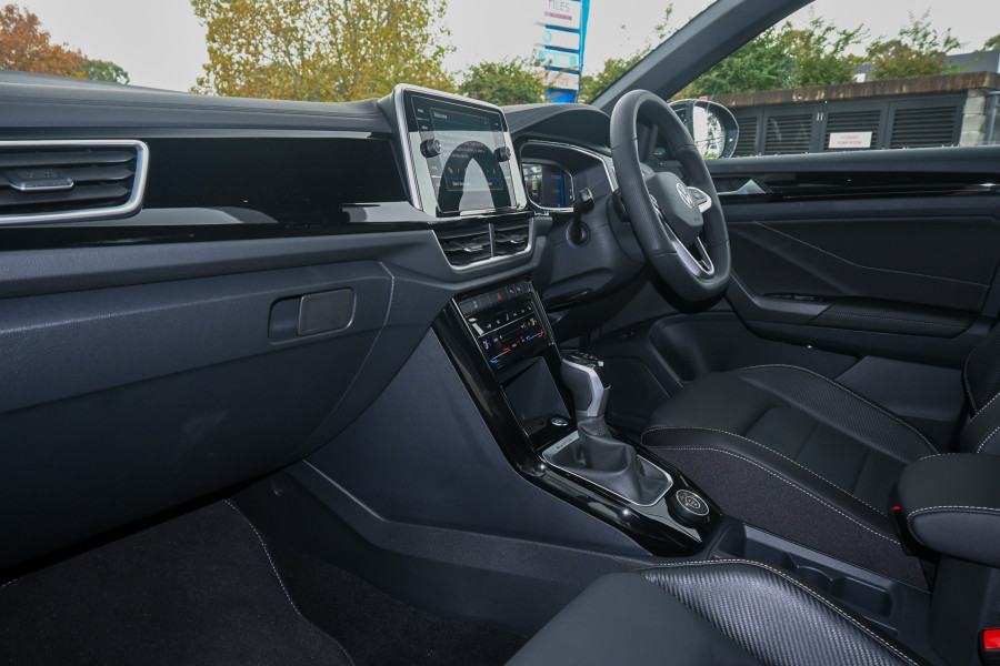 2024 Volkswagen T-Roc 140TSI R-Line SUV Image 8
