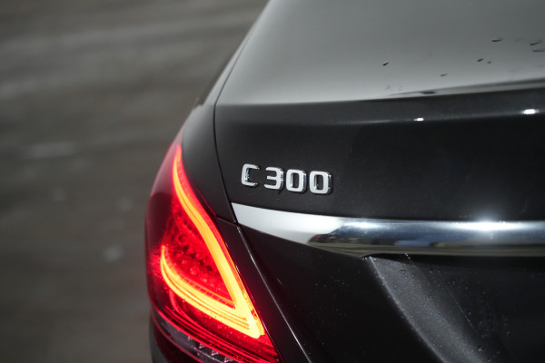 2020 Mercedes-Benz C-Class C300 Sedan Image 9