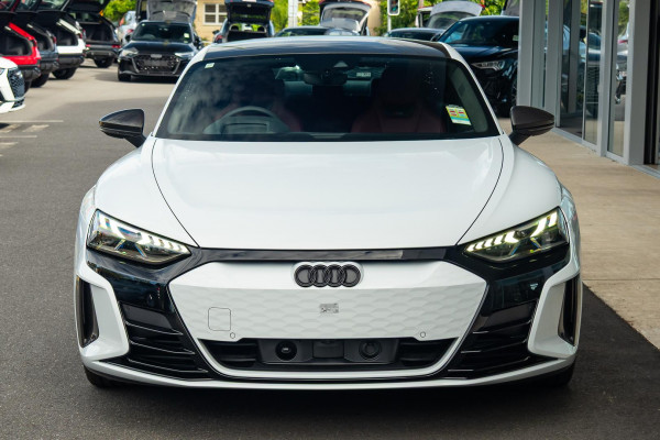 2023 Audi RS e-tron GT F83  Coupe image 4