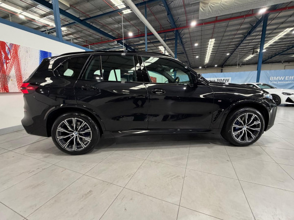 2025 BMW X5 G05 LCI xDrive30d M Sport SUV image 9