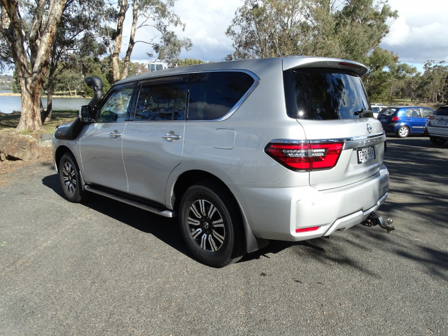 2021 Nissan Patrol Y62 Series 5 Ti SUV Image 6