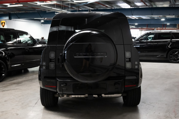 2026 Land Rover Defender L663 110 D350 X-Dynamic HSE SUV image 5