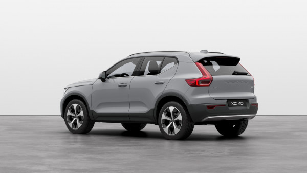 2026 MY25 Volvo XC40 XZ Ultra B4 Bright SUV image 3