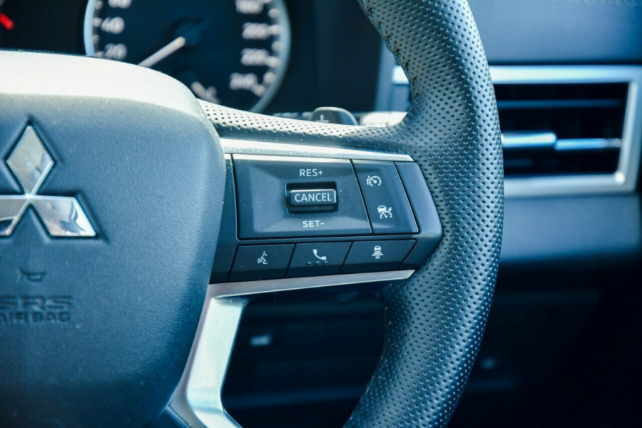 2024 Mitsubishi Outlander ZM Aspire SUV Image 13