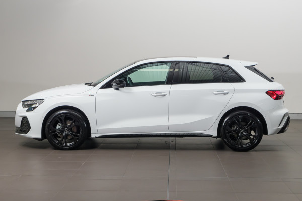 2026 Audi A3 GY TFSI 110kW S line Hatch image 3