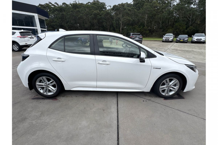 2022 Toyota Corolla ZWE219R  Ascent Sport Hybrid Hatch Image 14