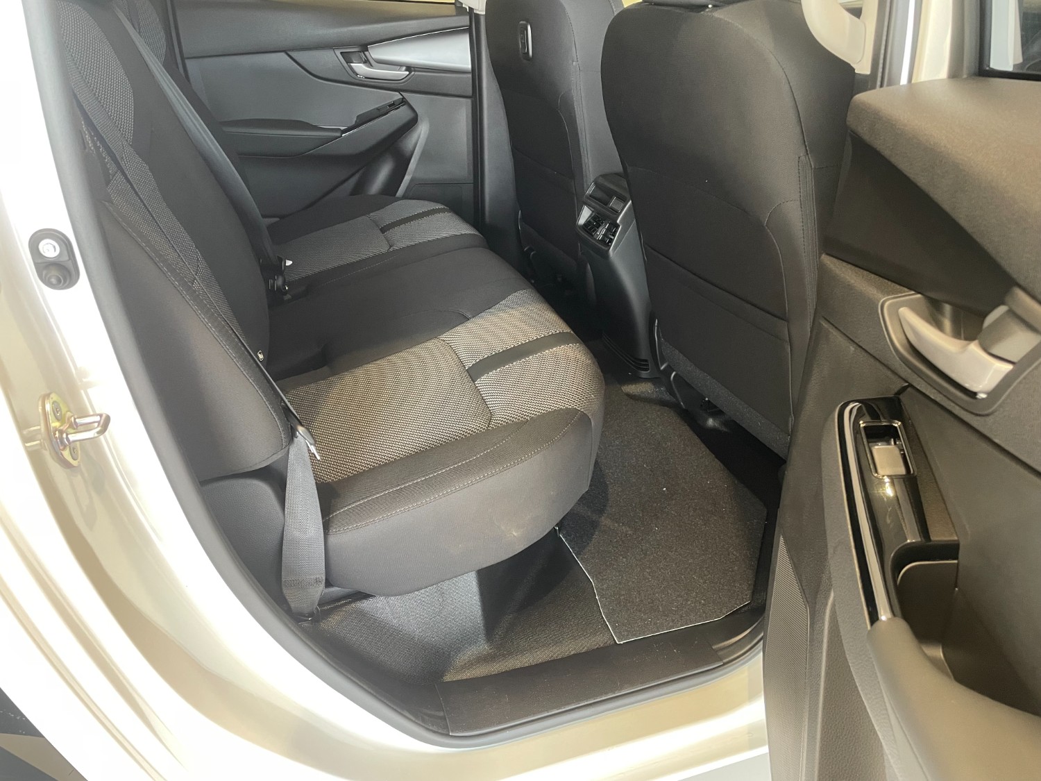 2025 Mazda BT-50 TF XT Cab Chassis Image 9