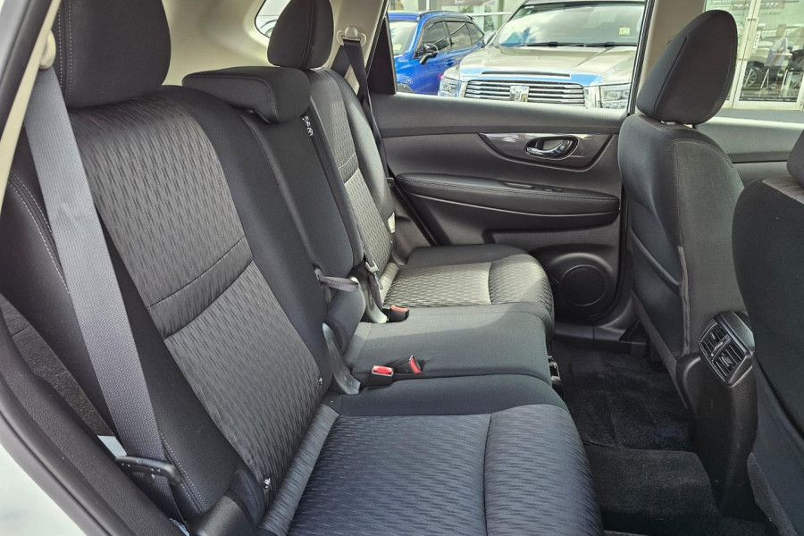 2021 Nissan X-Trail T32 ST SUV Image 10