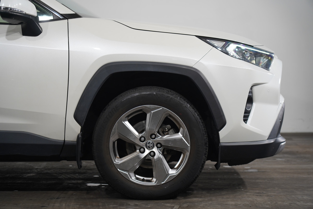 2020 Toyota RAV4 Gxl (2wd) SUV Image 5