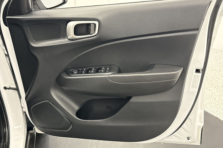 2021 Hyundai Venue QX.V3  SUV Image 18