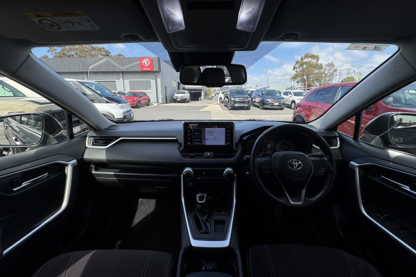 2020 Toyota RAV4 MXAA52R GXL SUV Image 19