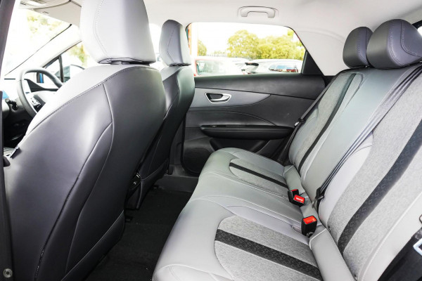 2026 MG MG4 AH4E Essence 64 Hatch Image 8