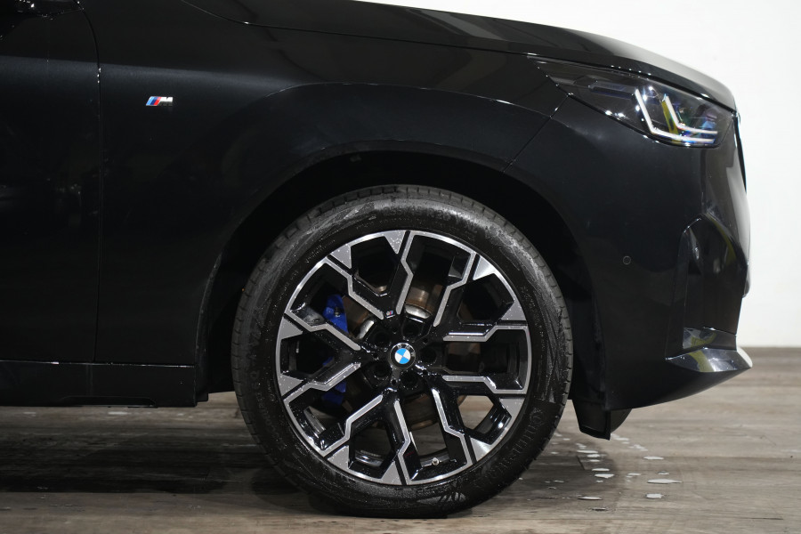 2025 BMW X3 30e xDrive SUV Image 5