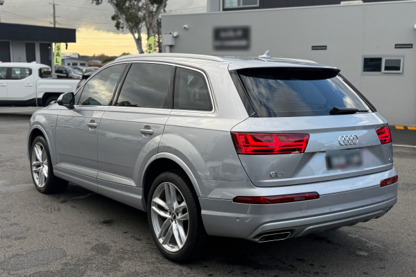 2018 MY19 Audi Q7 4M 45 TDI SUV Image 11