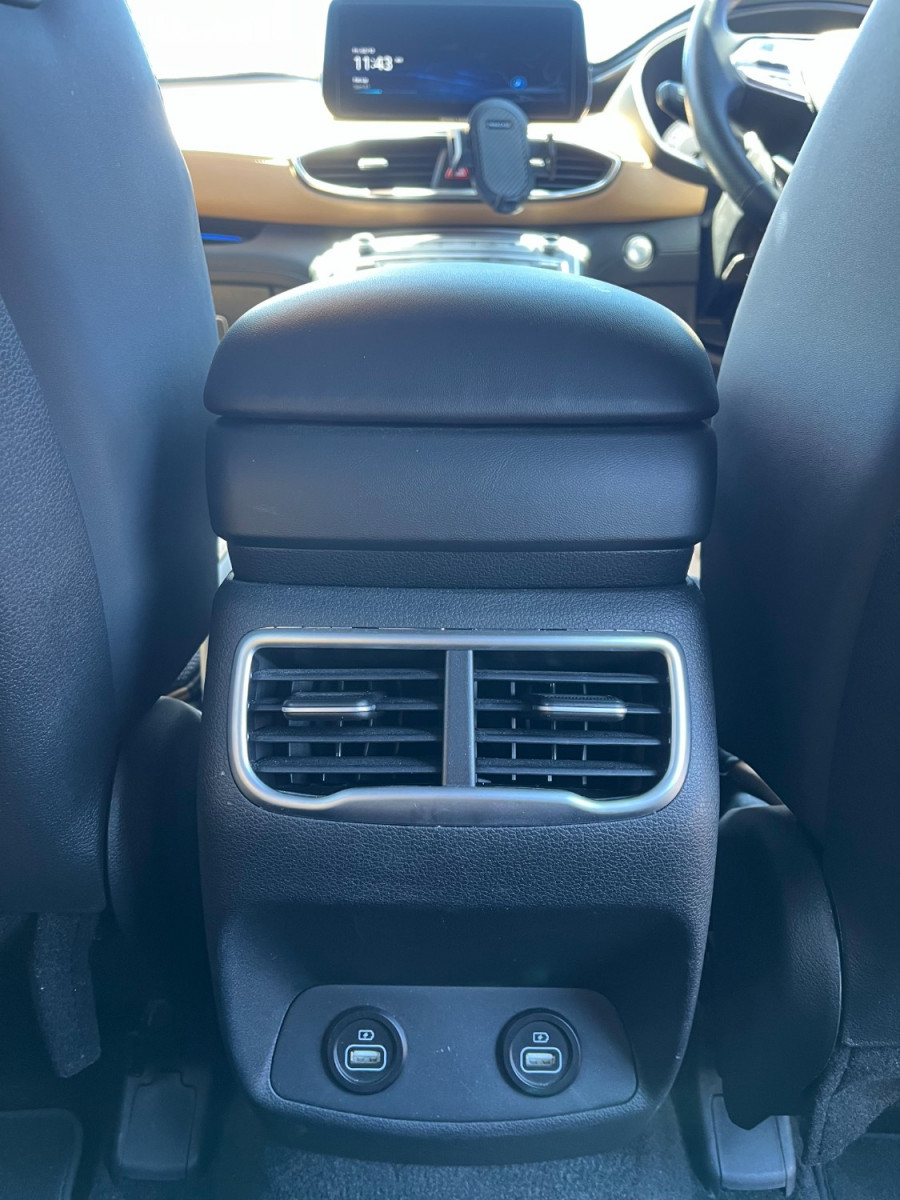 2021 Hyundai Santa Fe TM.V3 Highlander SUV Image 28