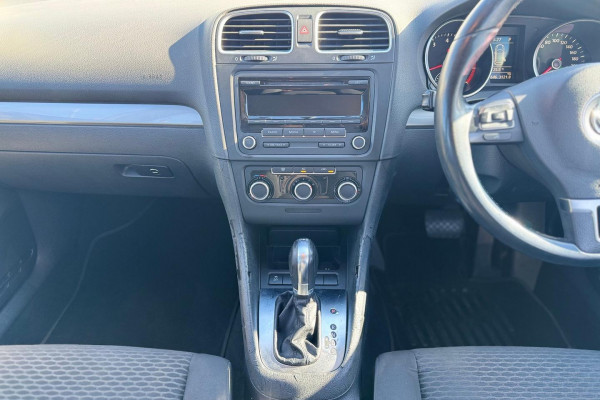 2011 MY12 Volkswagen Golf VI 90TSI Trendline Hatch Image 17