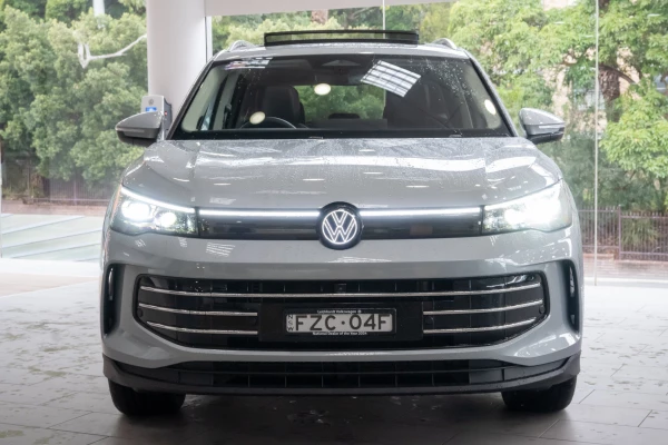 2025 MY26 Volkswagen Tiguan CT R SUV Image 4
