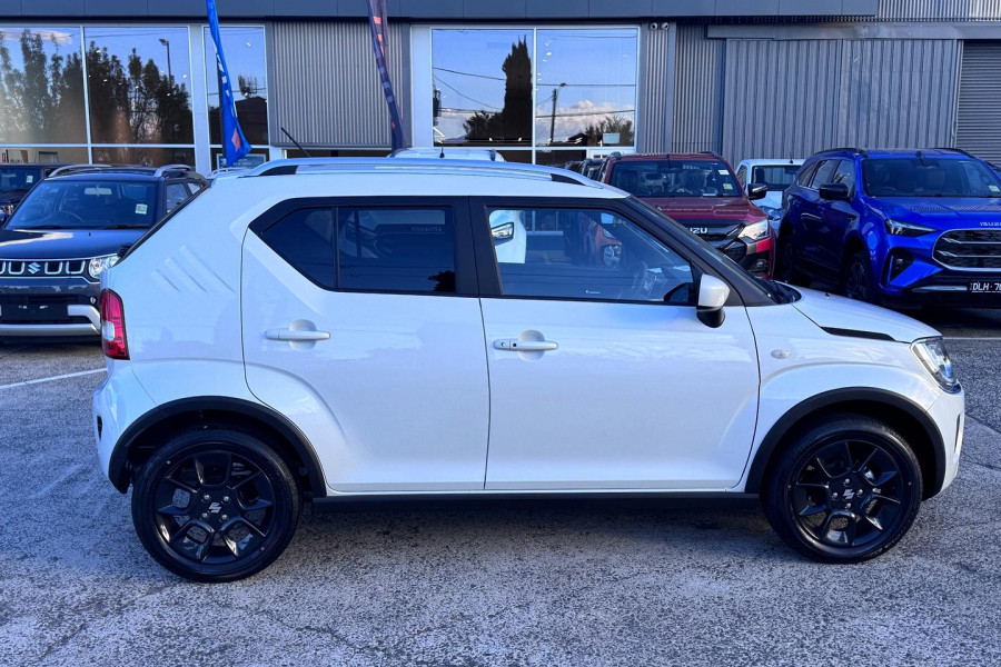 2024 Suzuki Ignis MF Series II GLX SUV Image 8