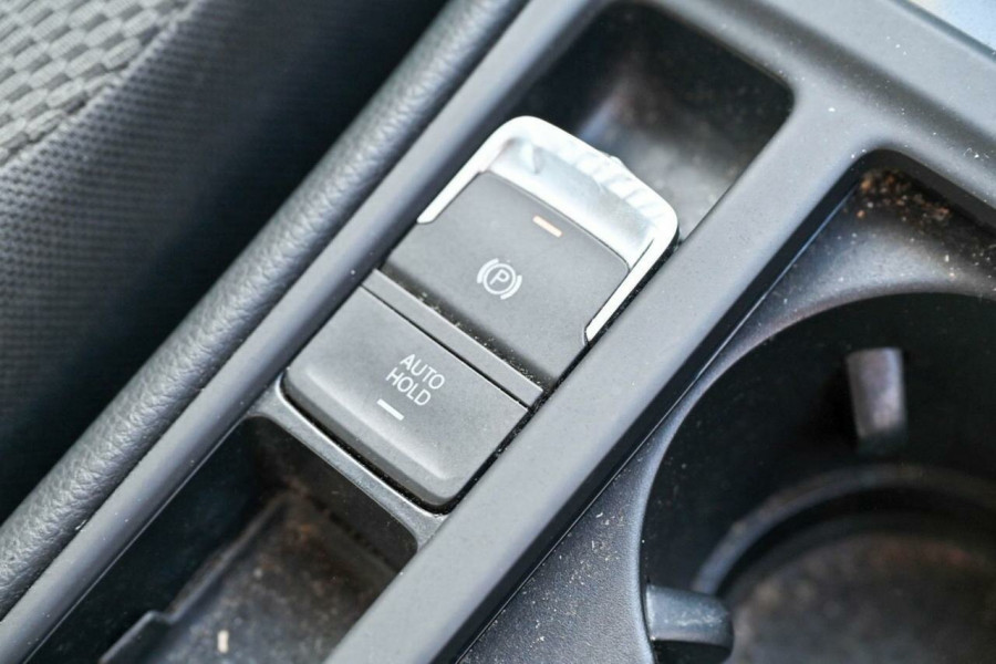 2018 MY19 Volkswagen Golf 7.5 110TSI Comfortline Hatch Image 9