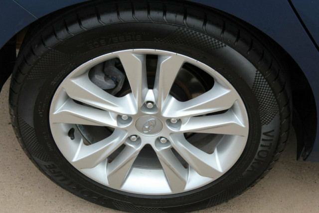 2014 [SOLD]    Mobile Image 12