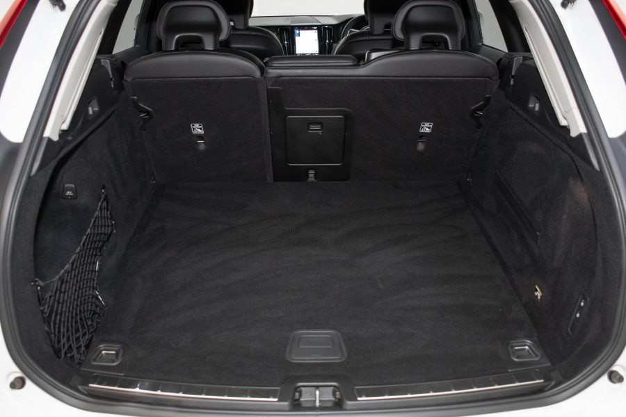 2019 Volvo XC60 UZ D4 Momentum SUV
