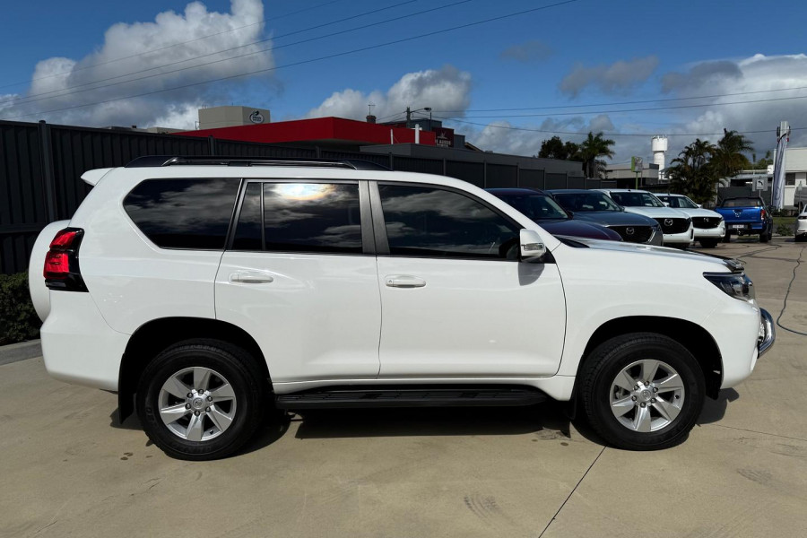 2018 Toyota LandCruiser Prado GDJ150R GXL SUV Image 8