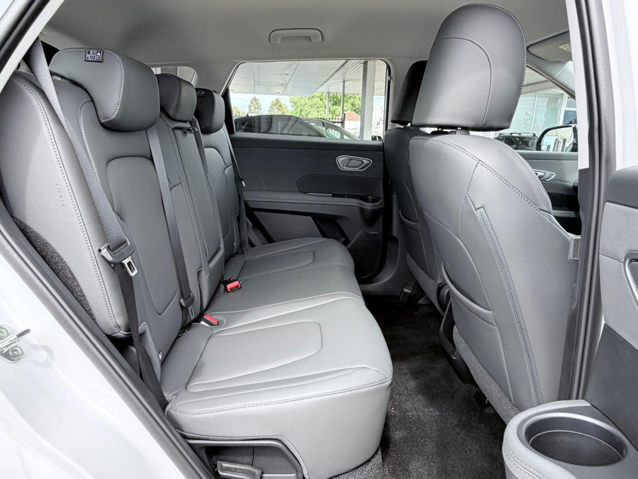 2026 Hyundai ELEXIO OE1.V1 Elite SUV Image 12