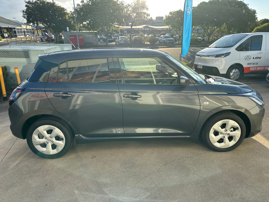 2025 Suzuki Swift Hybrid UZ Hybrid Plus Hatch Image 3