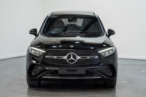 2025 Mercedes-Benz GLC-Class GLC300 SUV image 8