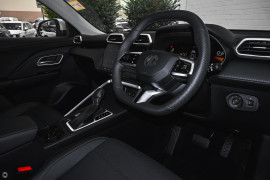 2025 MG ZS ZS32 Essence SUV