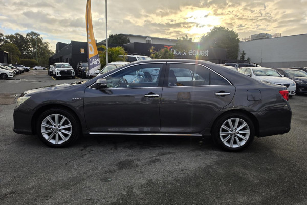 2014 Toyota Aurion GSV50R Presara Sedan Image 10