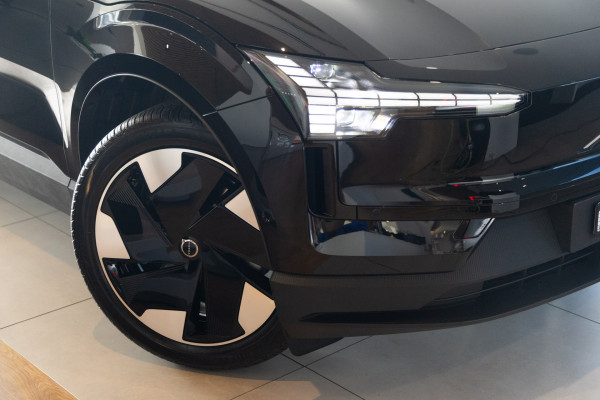 2027 Volvo EX30  Single Motor Extended Range Ultra SUV