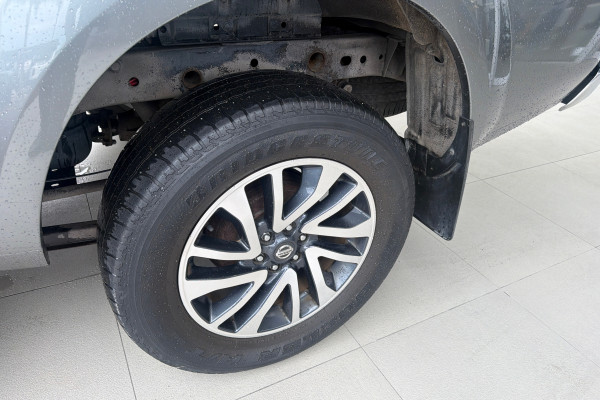 2018 Nissan Navara D23 Series 3 ST-X King Cab Pickup Image 16
