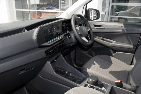 2025 MY26 Volkswagen Caddy 5 TSI220 SWB Van Image 7