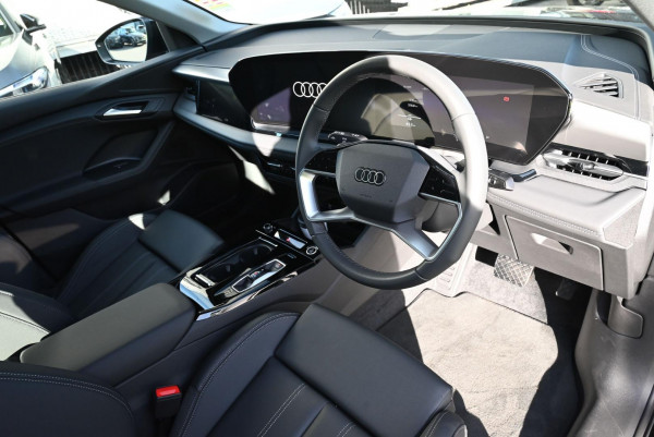 2025 Audi Q6 e-tron GF  SUV image 8