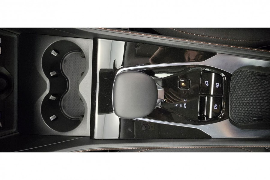 2024 MY24.5 MG HS AS33 Vibe SUV Image 11