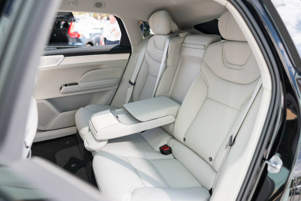 2026 Volvo ES90  Ultra Single Motor Sedan Image 6