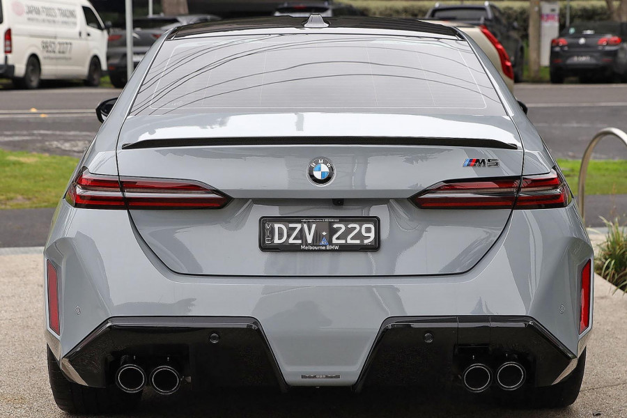2025 BMW M5 G90  Sedan