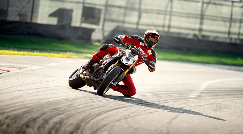 New Ducati Hypermotard V2, V2 SP Image