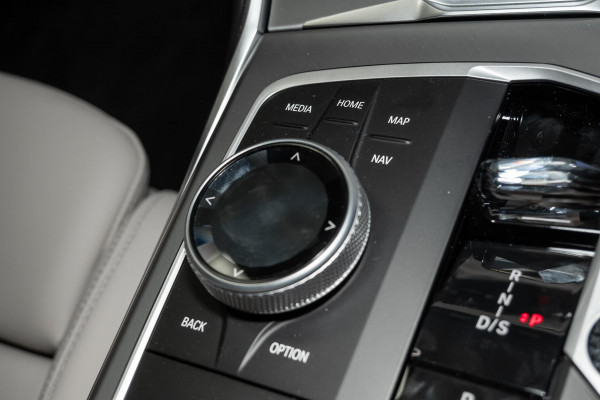 2025 BMW 3 Series G20 LCI II 340i M Sport Sedan image 14