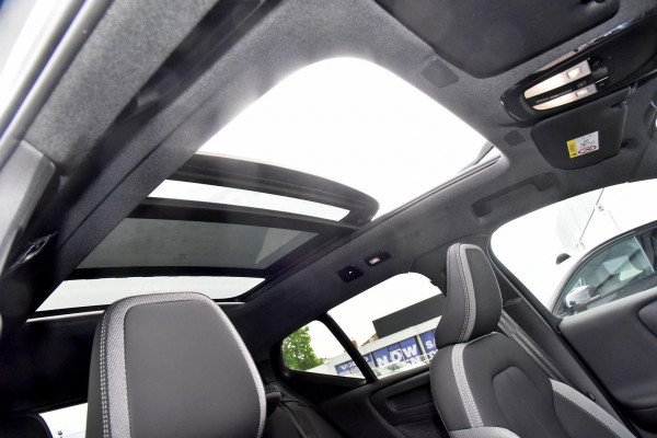2024 MY25 Volvo EX40  Ultra Single Motor Extended Range SUV Image 4