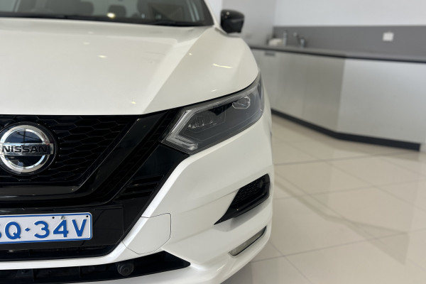 2021 Nissan QASHQAI SUV Image 3