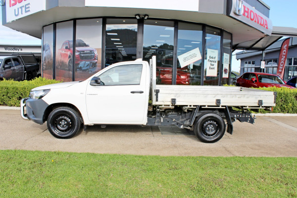 2021 Toyota HiLux TGN121R WorkMate Cab Chassis Image 5