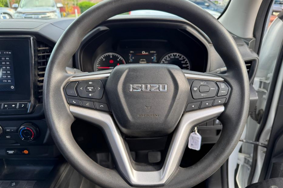 2021 Isuzu D-MAX RG SX High Ride Cab Chassis Image 11